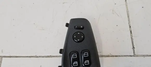 Mercedes-Benz Vito Viano W638 Electric window control switch A0045459207 05W47ZGS002