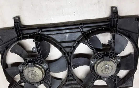 Nissan Almera Tino Fan set 