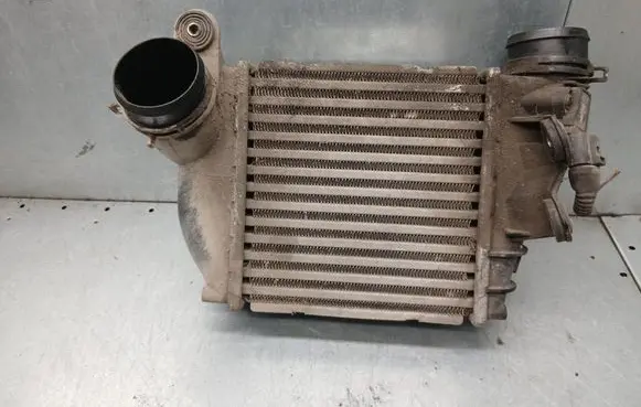 Skoda Octavia Mk2 (1Z) Intercooler radiator