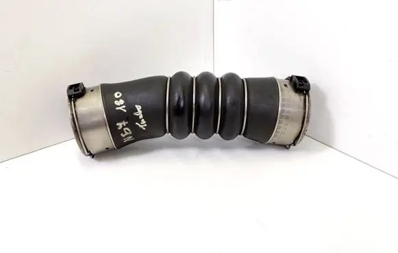 Intercooler hose/pipe