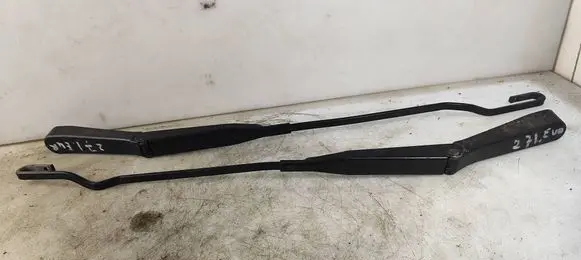 Opel Astra G Front wiper blade arm 90559554 90559600
