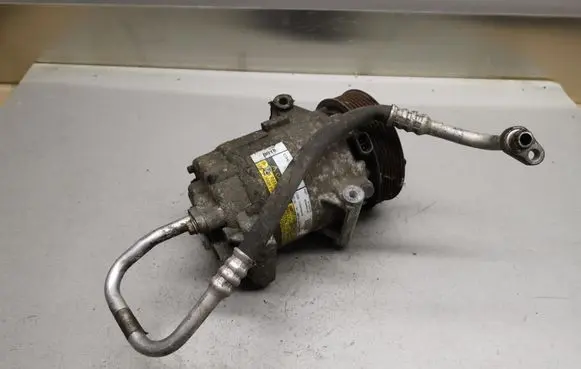 Renault Scenic II - Grand scenic II Air conditioning (A/C) compressor (pump) 8200309193