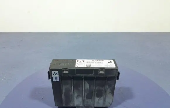 Mazda 6 Fuse box set TK52675X0B