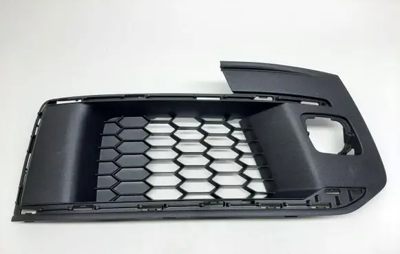Audi Q7 4M Front bumper lower grill 4M0807682AB