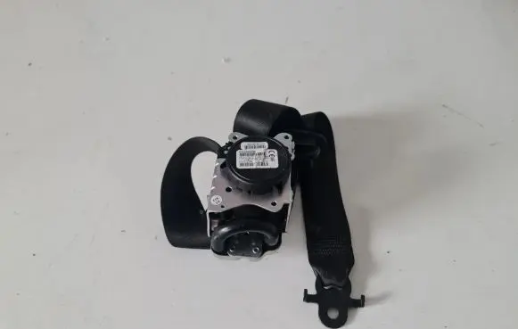 BMW X6 F16 Front seatbelt 635229900A