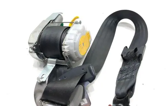 KIA Rio Front seatbelt