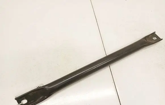 BMW 5 F10 F11 Radiator mount bracket 7180317