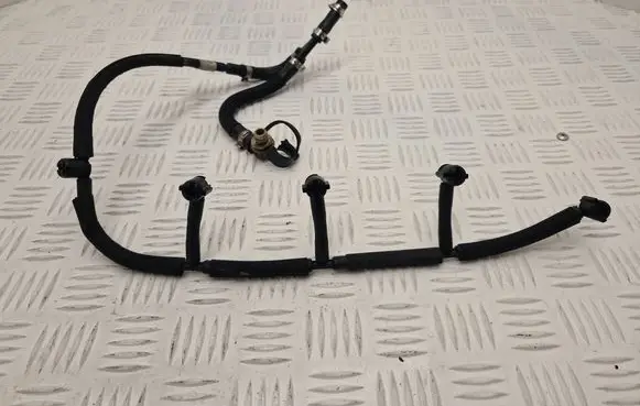 Volvo S60 Fuel return line/hose 31321198 0445130003 DZL7J