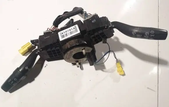 Wiper turn signal indicator stalk/switch