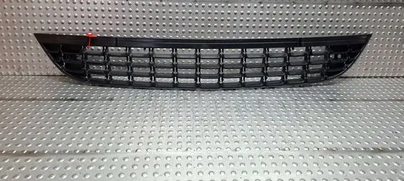 Front bumper lower grill