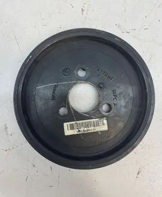 BMW 5 E60 E61 Power steering pump pulley 7002622