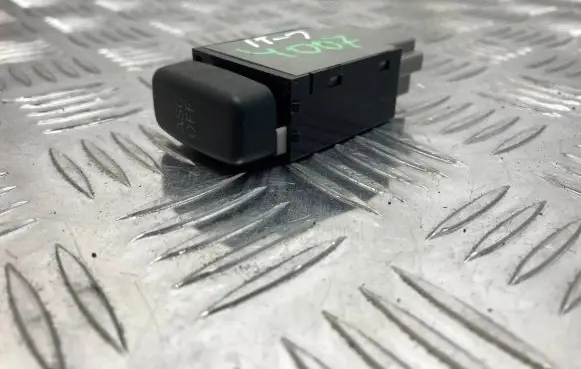 Traction control (ASR) switch