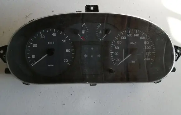 Renault Scenic I Speedometer (instrument cluster) P8200071820 8200071820