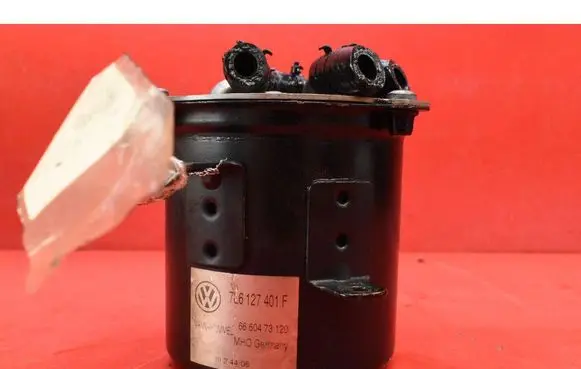 Audi Q7 4L Fuel filter housing 7L6127401F