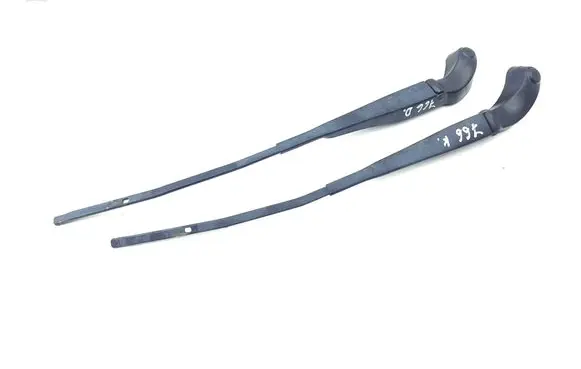 Mini One - Cooper Coupe R56 Front wiper blade arm