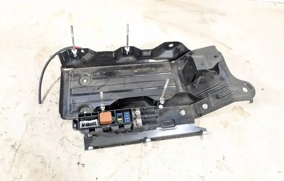 Infiniti QX50 (J50) Battery bracket 