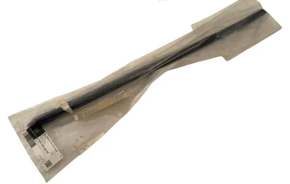 Mercedes-Benz G W461 W463 1st Gen Rubber seal front door (on door) A4637250365 4637250365