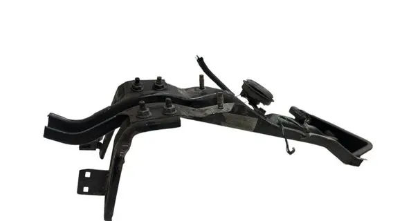 Radiator support slam panel bracket