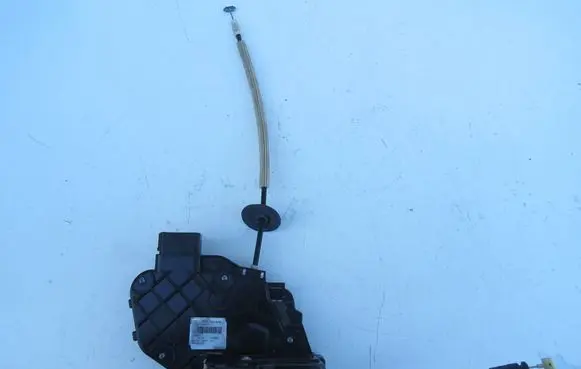 Audi A4 S4 B5 8D Rear door lock 7H5A26413AC 970593 A048317