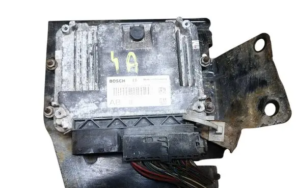 Opel Zafira B Engine control unit/module ECU 0281011613 55189656 1039S07138
