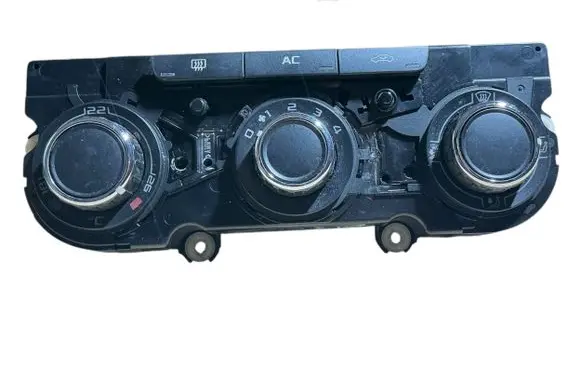 Skoda Octavia Mk2 (1Z) Climate control unit 3T0820047H 5HB00975220