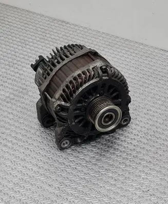 Renault Laguna III Generator/alternator 8200960536 A004TJ0282ZE