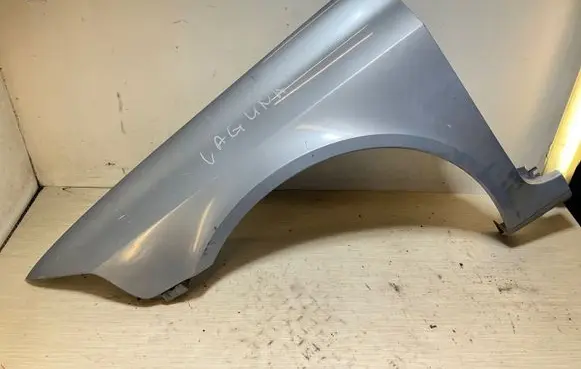 Renault Laguna II Fender