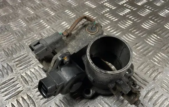 Toyota RAV 4 (XA20) Throttle valve 27020
