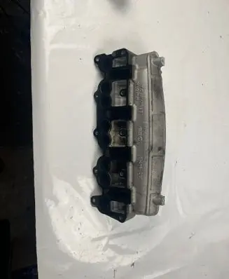 Chrysler Sebring (JS) Intake manifold 03G129718