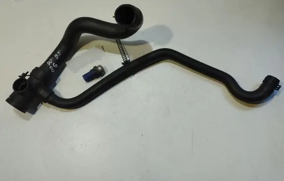 Volkswagen PASSAT B5 Engine coolant pipe/hose 4B0121049L