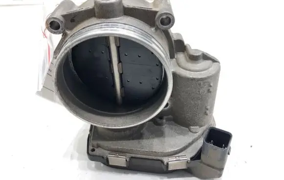 BMW 5 E60 E61 Engine shut-off valve 7556118
