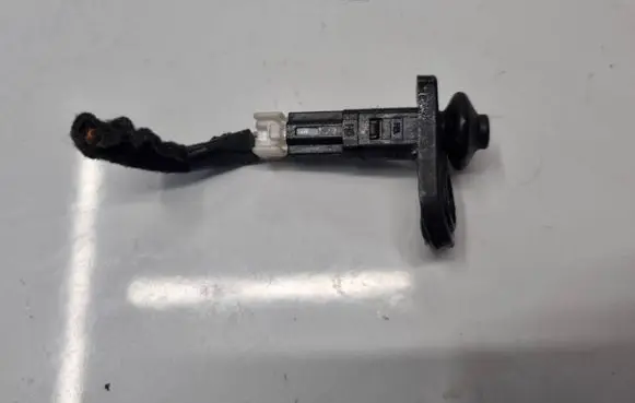 Hyundai Santa Fe Front door sensor coupe 