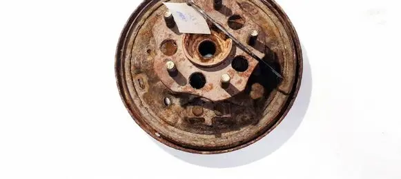 Honda CR-V Rear brake disc plate dust cover 