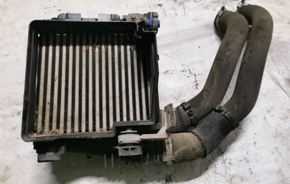 Citroen Berlingo Intercooler radiator M162476 LA2048