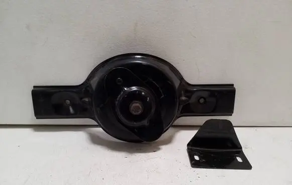 Mercedes-Benz Vito Viano W447 Spare wheel mounting bracket A6398900210 A6396020053