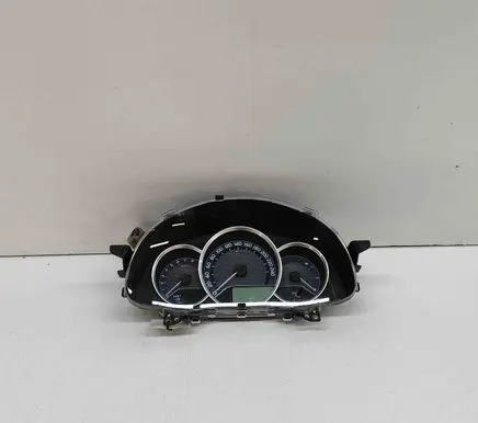 Toyota Auris E180 Speedometer (instrument cluster) 838000ZU10
