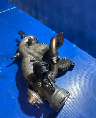 Audi A4 S4 B6 8E 8H Intake manifold 038129713AJ 250602F3