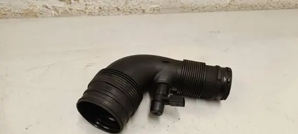 Porsche Cayenne (92A) Air intake hose/pipe 7p6129572
