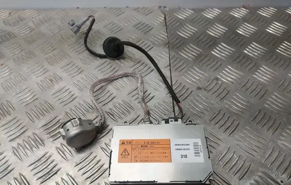 Subaru Legacy Headlight ballast module Xenon 3900020791 84965AG000