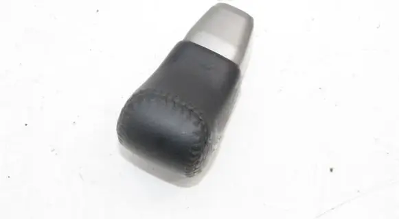 Mitsubishi Pajero Gear lever shifter trim leather/knob 