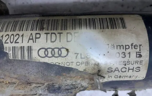 Audi Q7 4L Front shock absorber/damper 7L8412021AP 7L8413031E