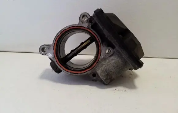Volkswagen Amarok Throttle valve 03L128063S A2C32356700