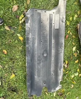 Hyundai Santa Fe Center/middle under tray cover 84217S1000