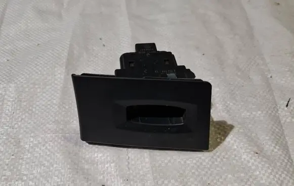 BMW 3 E90 E91 Ignition lock 6954719