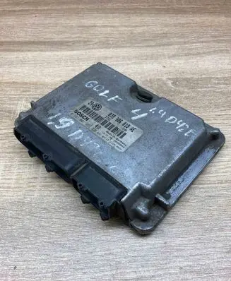 Volkswagen Golf IV Engine control unit/module ECU 038906018AE 0281001851