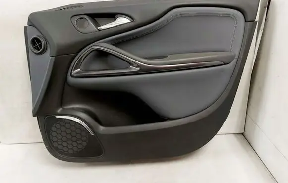 Opel Zafira C Front door card panel trim