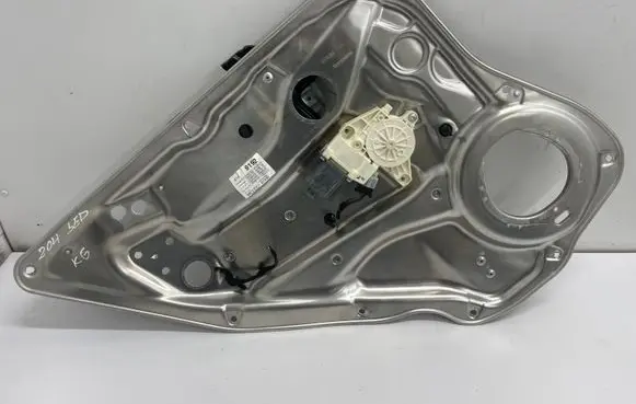 Mercedes-Benz C W204 Rear door window regulator with motor A2048204302