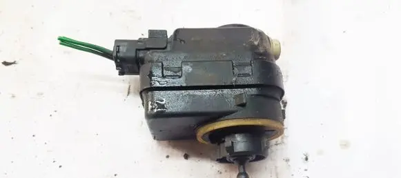 Citroen Berlingo Headlight level adjustment motor 