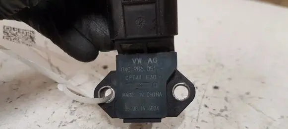 Skoda Kamiq Air pressure sensor 04C906051