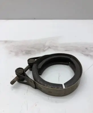 Volkswagen PASSAT B6 Muffler pipe connector clamp 1K0253725